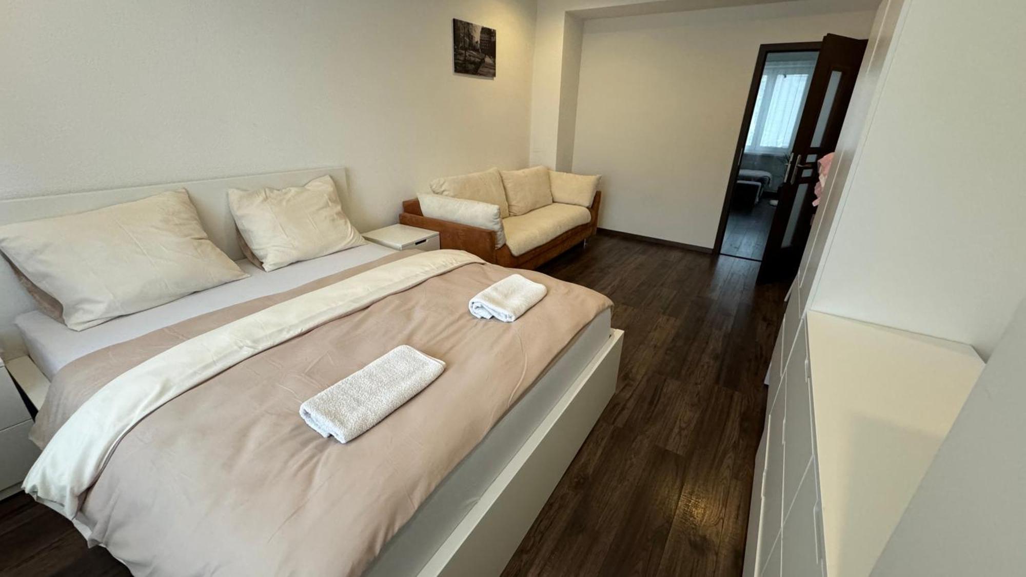 Milde'S Apartment Near The City Center - Hospodarska Street Nagyszombat Kültér fotó